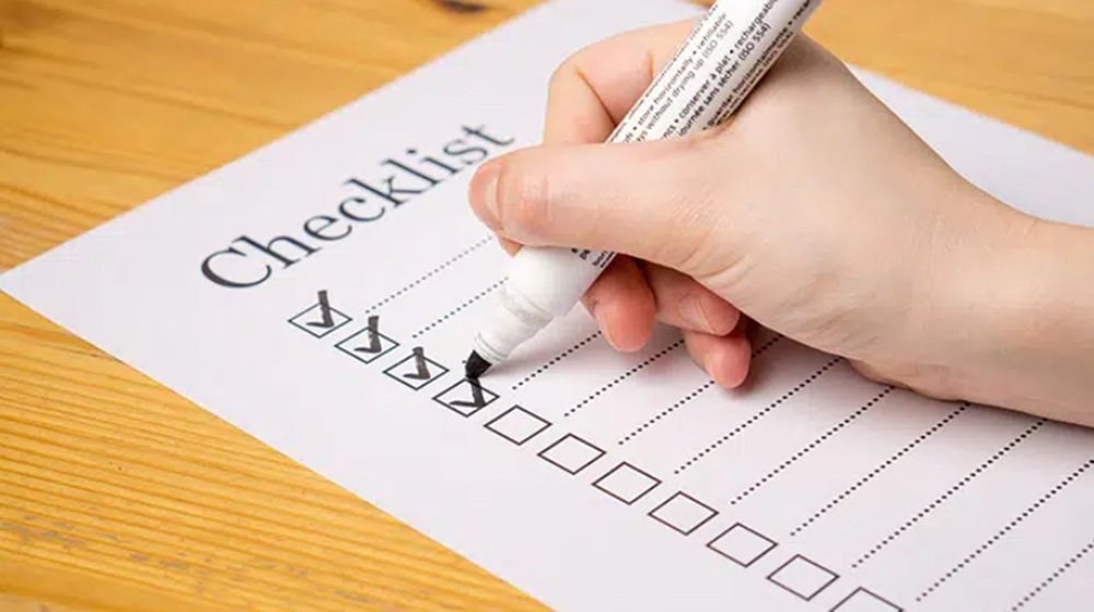 Checklist: 7 Perguntas Cruciais antes de Contratar um Desenvolvedor de Sistemas Web